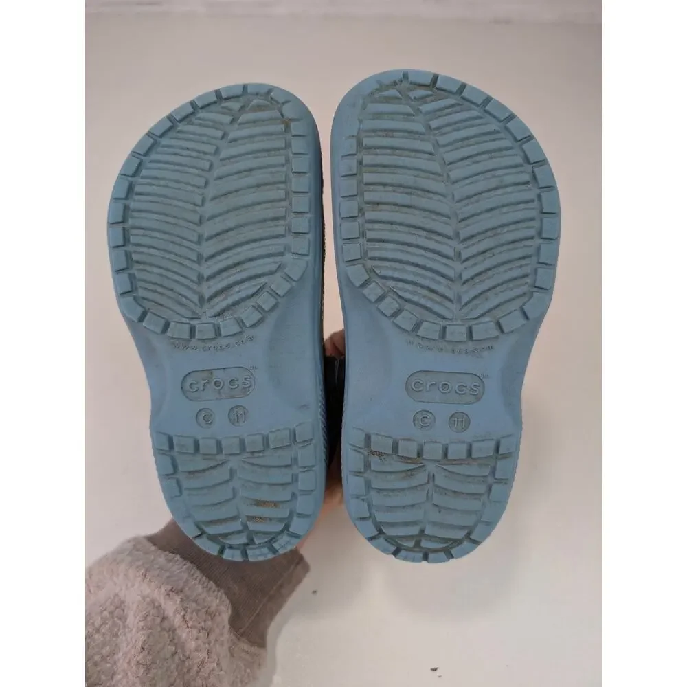 Crocs Despicable Me Youth 11 Minions Clog Sandals